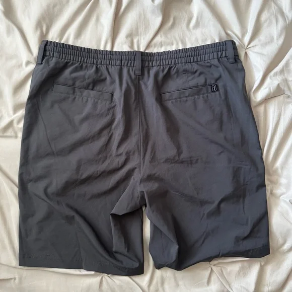 PGA TOUR Men's Golf Shorts Black Performance Stretch Size 36 Classic Fit - Picture 8 of 11